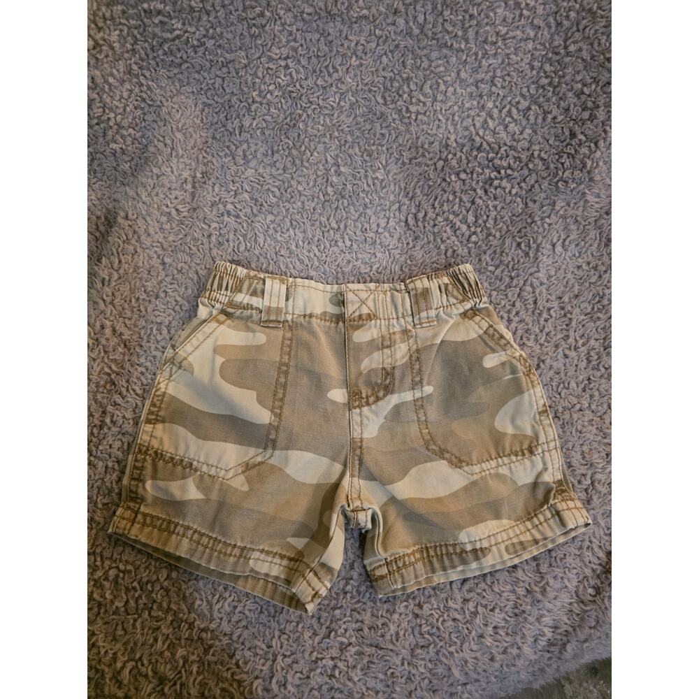 Infants Camoflauge Shorts Circo 9 Months EUC